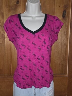 Xhilaration Fuchsia Flamingo V-Neck Tee *Flawed*